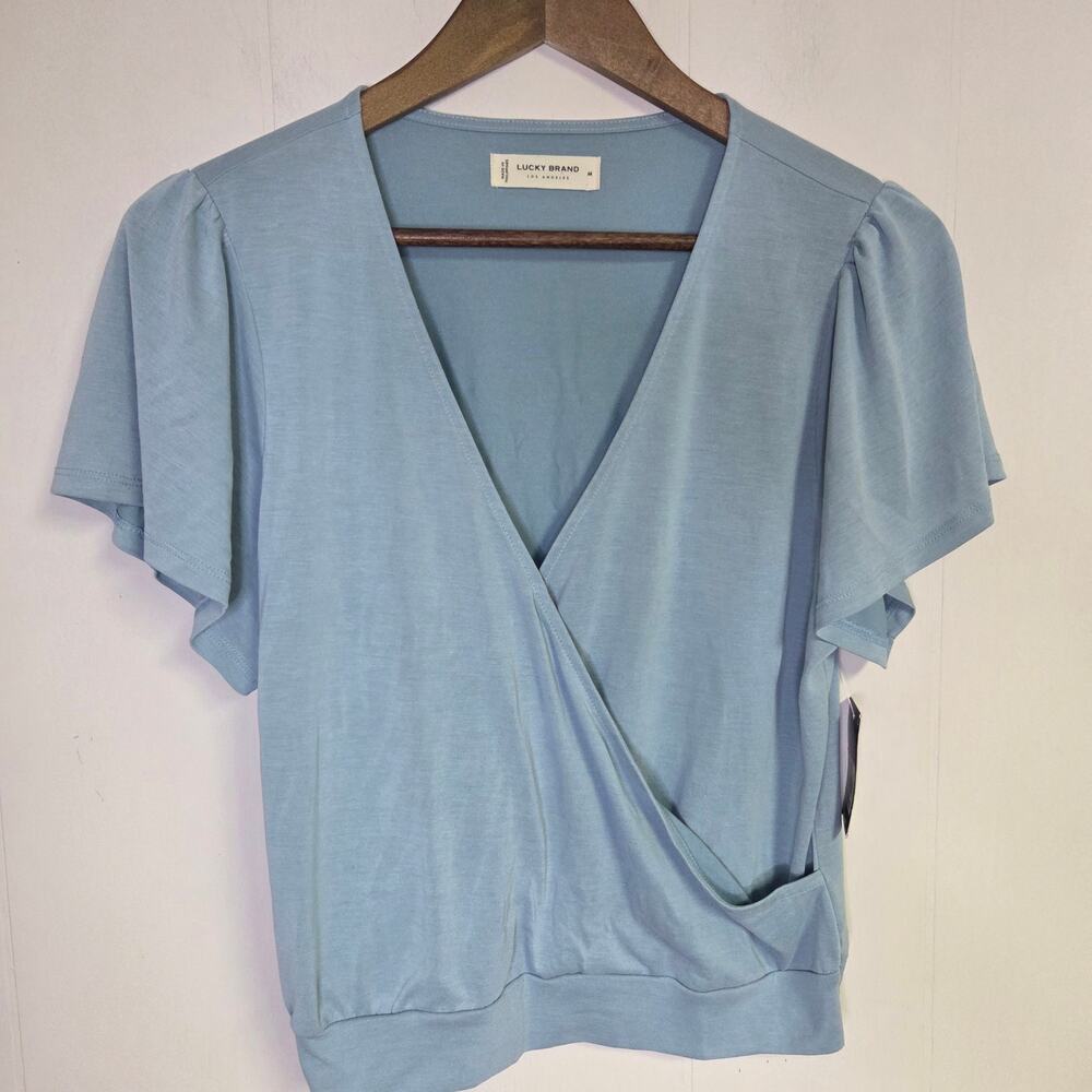 NWT Lucky Brand Light Blue Faux Wrap Cropped Top Short Sleeve Size Medium